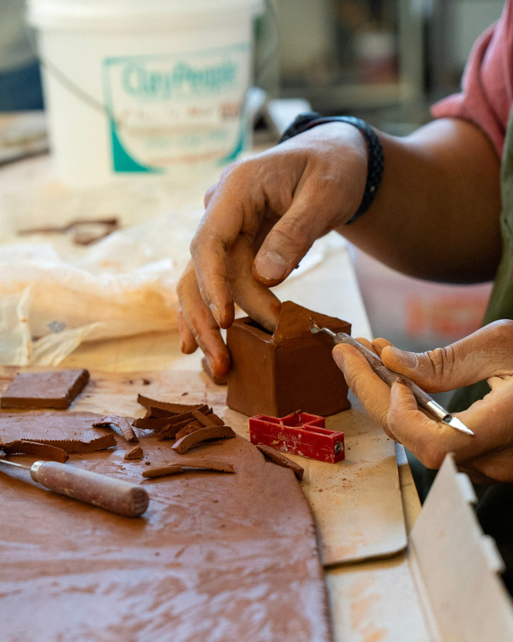 Intro to Hand Building - Tuesdays July 28 - August 25