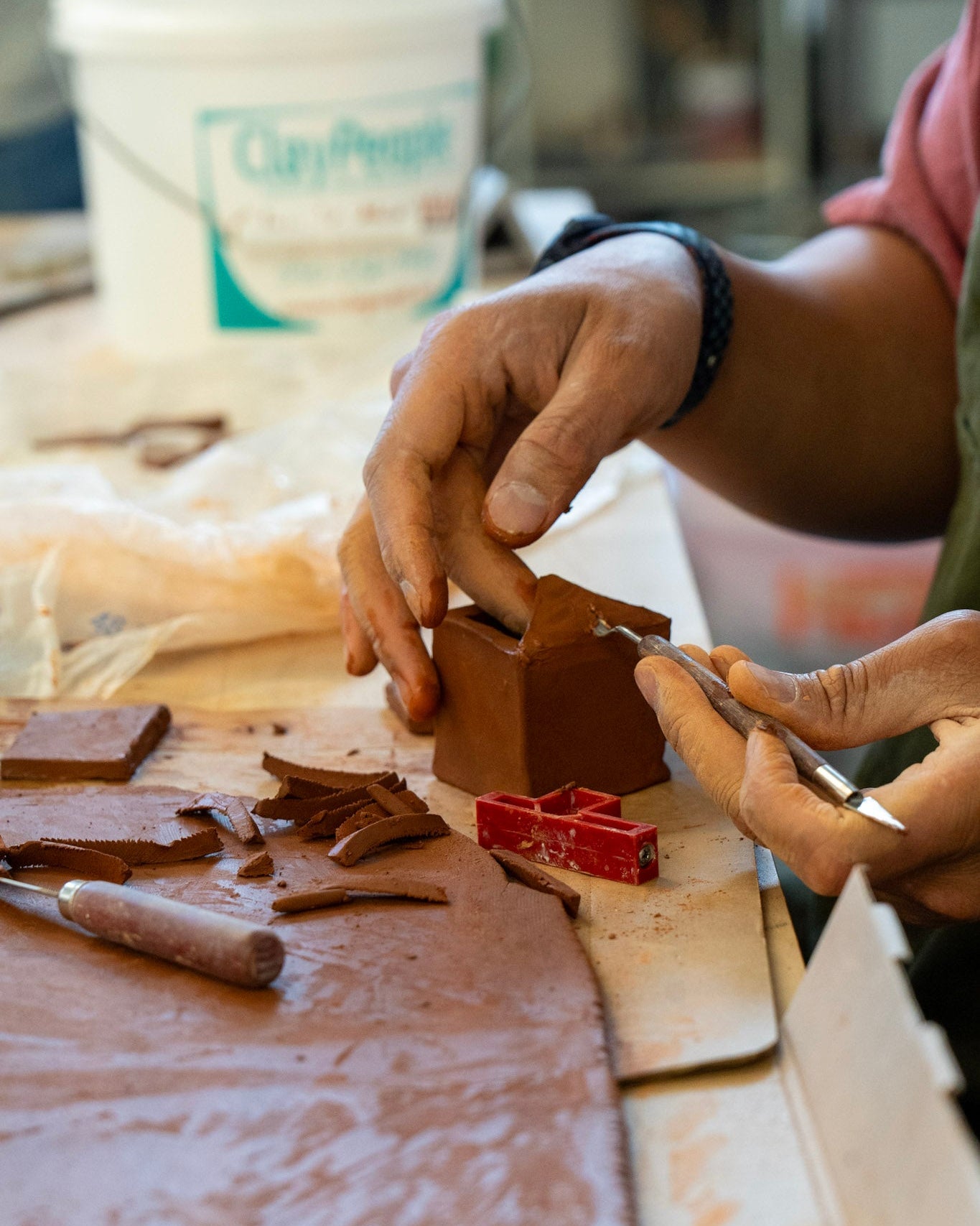Intro to Hand Building - Tuesdays July 28 - August 25